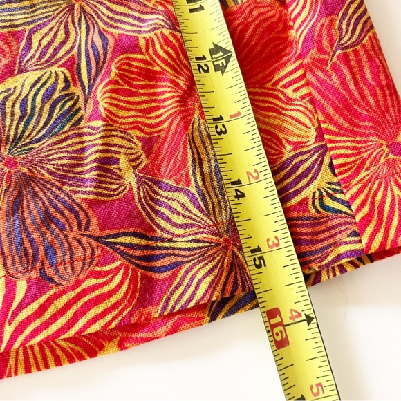 House of Harlow 1960 Linen Blend Tropical Print Shorts - Picture 11 of 16
